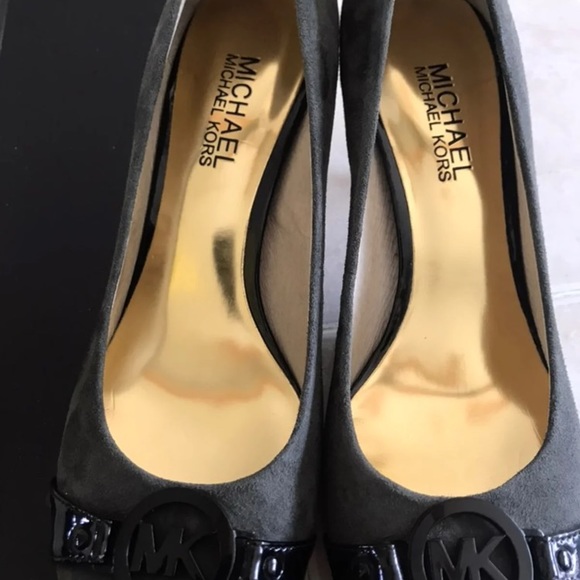 Michael Kors Pump Heels - Picture 3 of 5